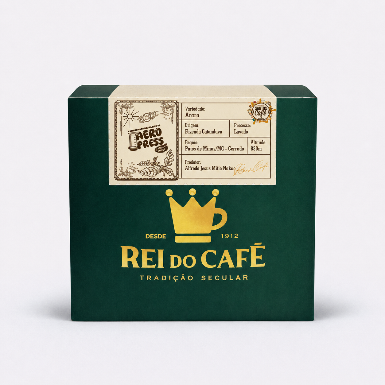 Caixa verde Rei do Café com etiqueta do Campeonato Brasileiro de AeroPress 2026, café Arara da Fazenda Catanduva.