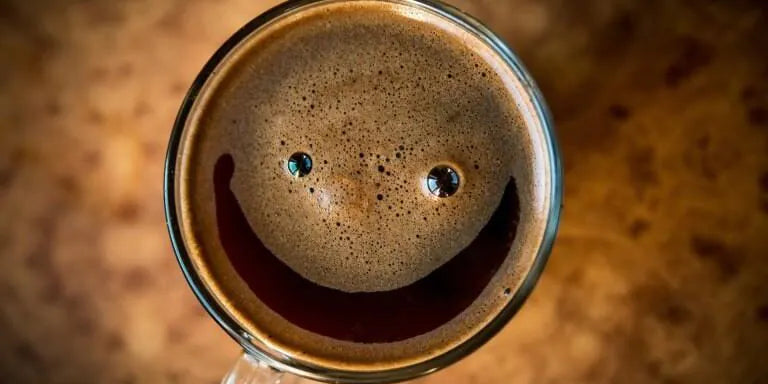 O Corpo do Café: Uma Exploração Sensorial e Cultural