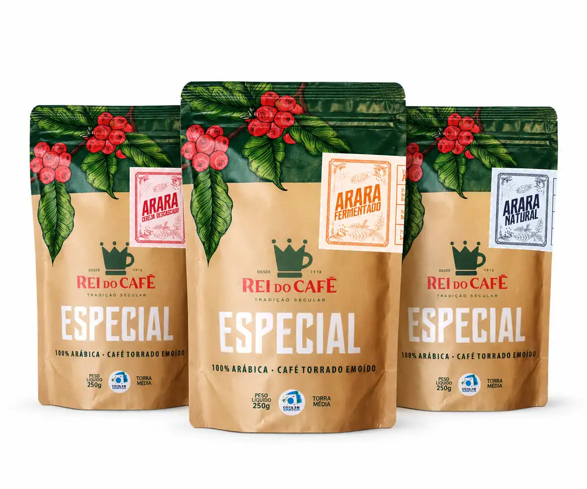 Trio de Café Especial Rei do Café da linha Arara, versão torrado e moído: Cereja Descascado, Fermentado e Natural, 250g cada, 100% arábica, sobre fundo branco